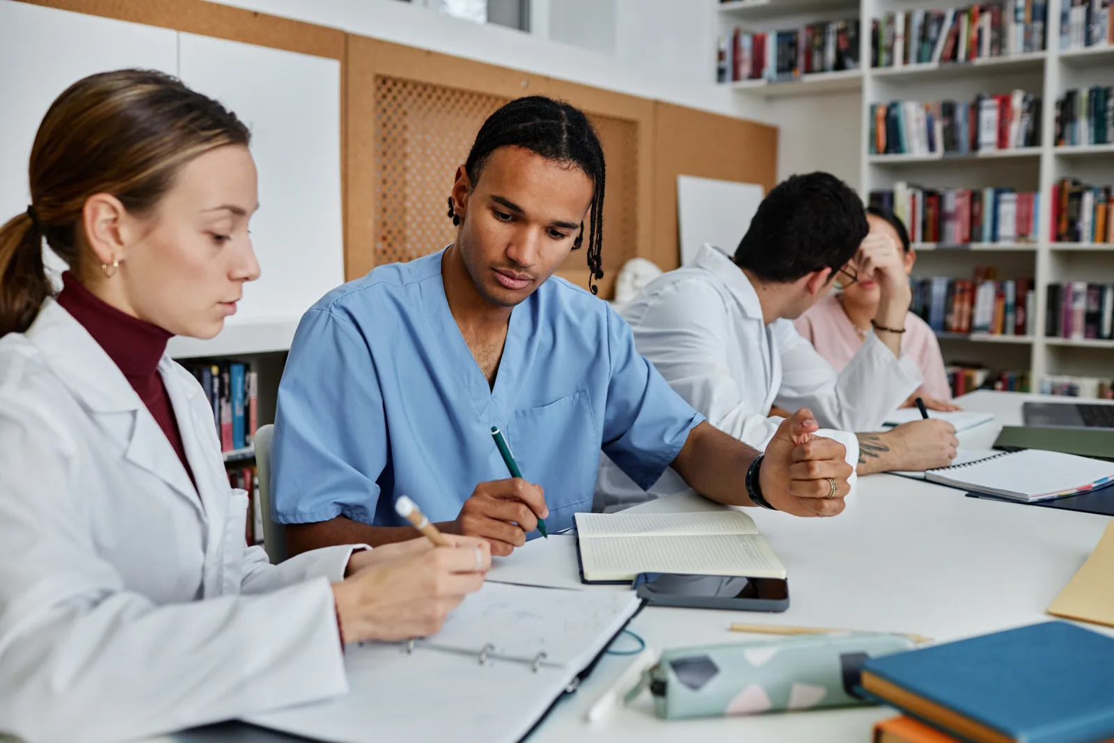 Balancing Work and School: Tips for Healthcare Students